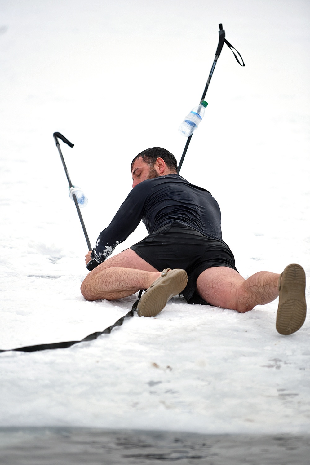 Special Forces Soldiers Perform Intensive Hypothermia Training in Northern Michigan