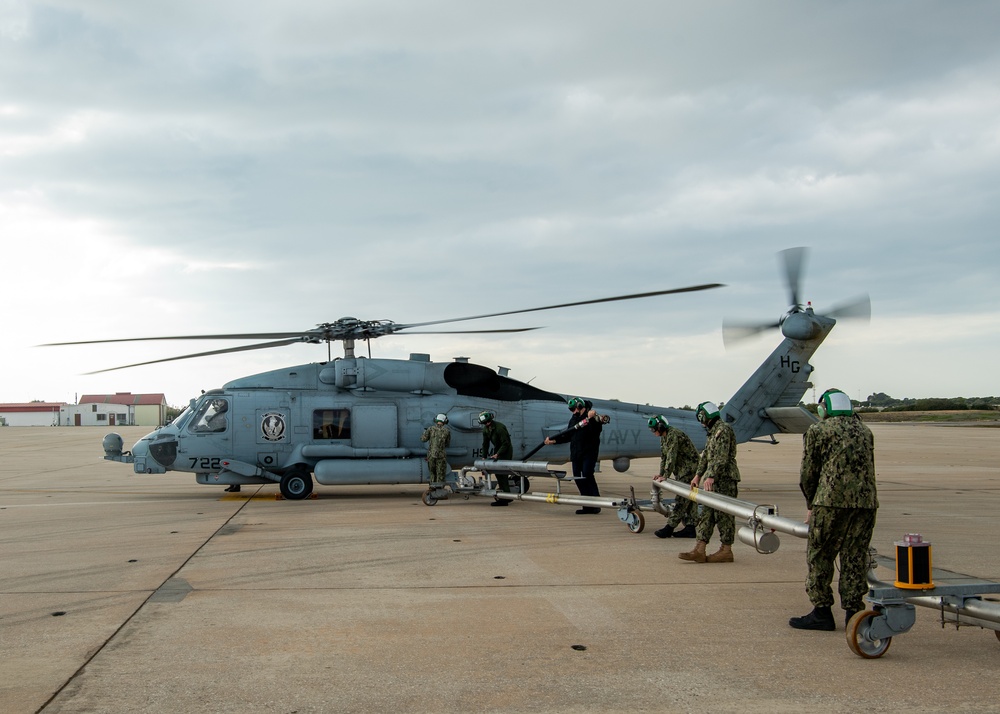 HSM 79 Perform Refueling Operations at NAVSTA Rota