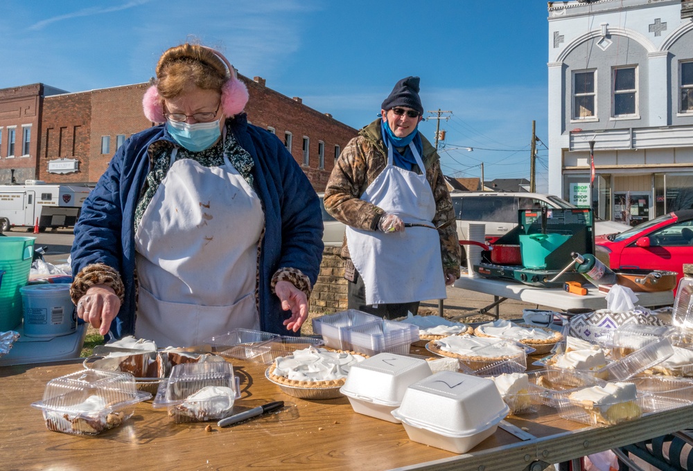 Volunteers Cook for Tornado Survivors in Dawson Springs, KY