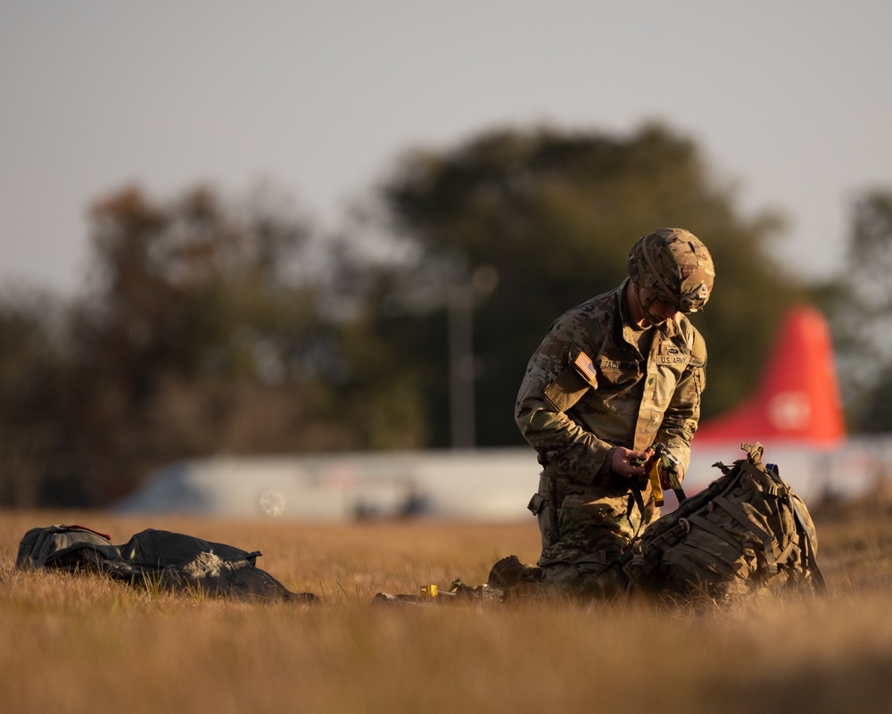 Rhode Island National Guard Airborne Training