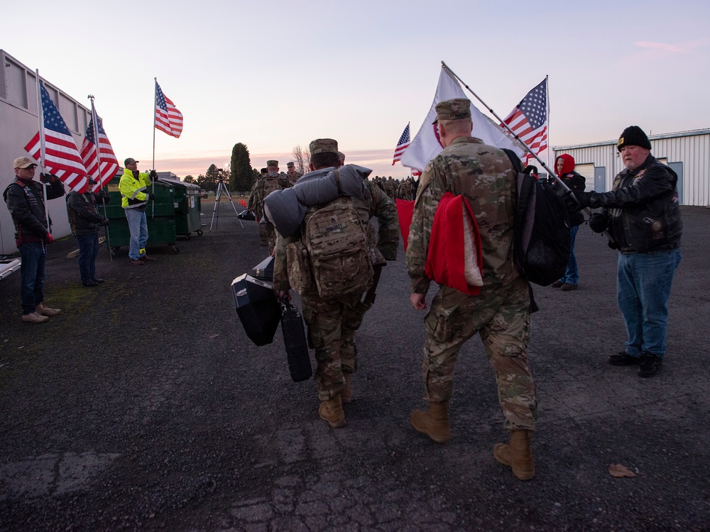 Oregon Soldiers return from Poland