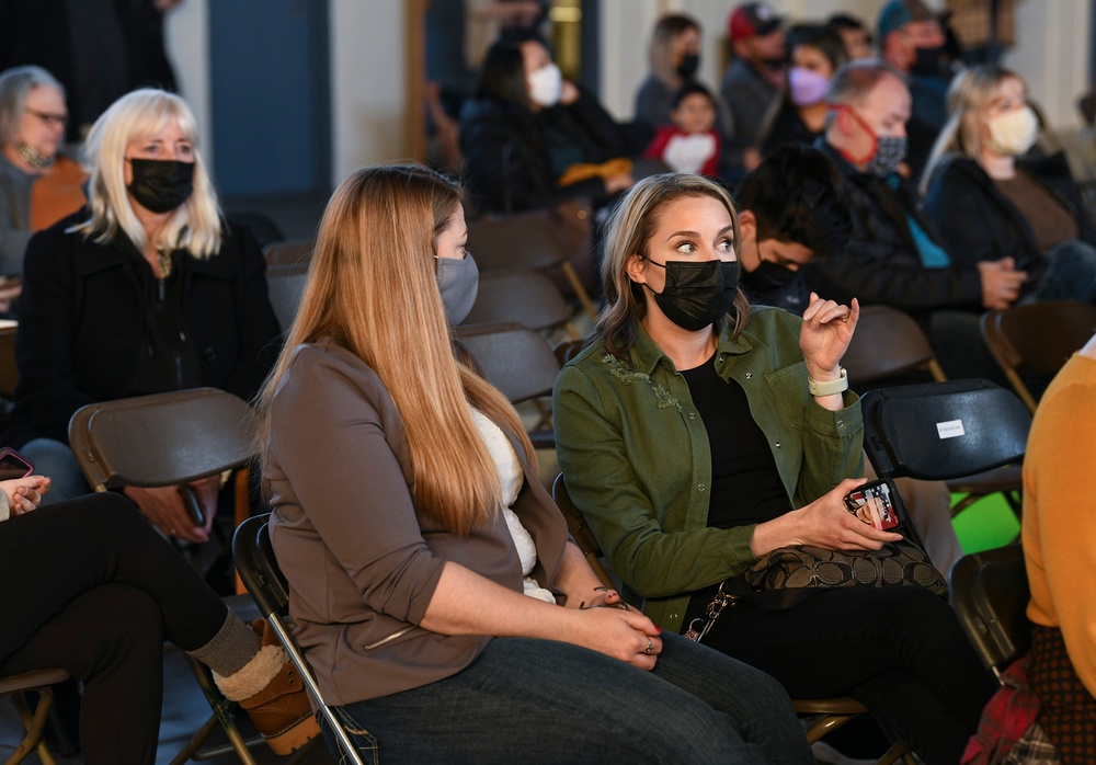 Oregon Soldiers return from Poland