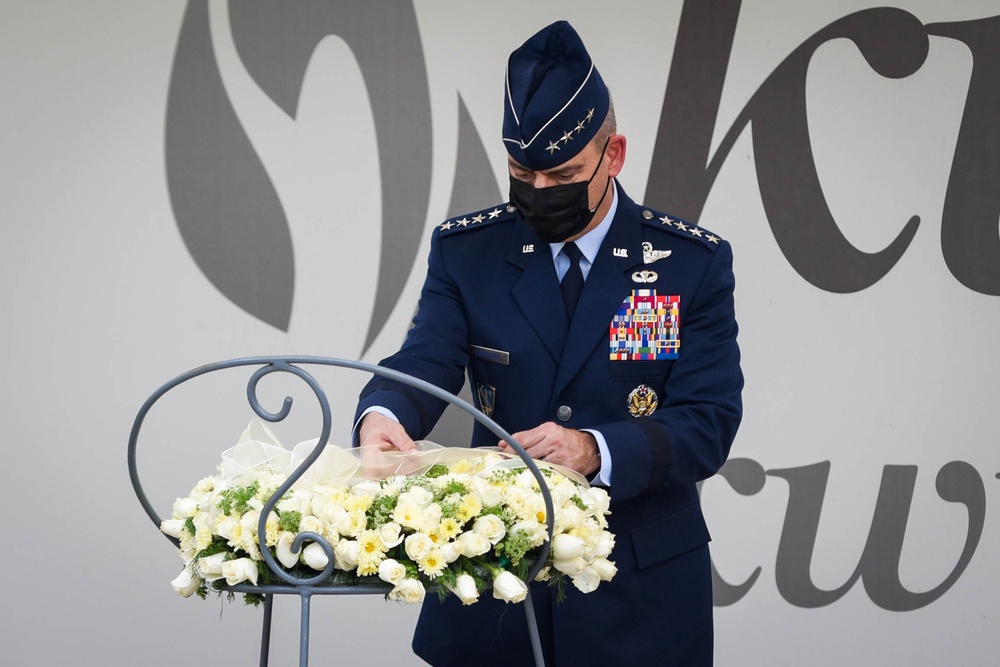 AACS Air Chiefs learn about Rwandan history at Genocide Memorial