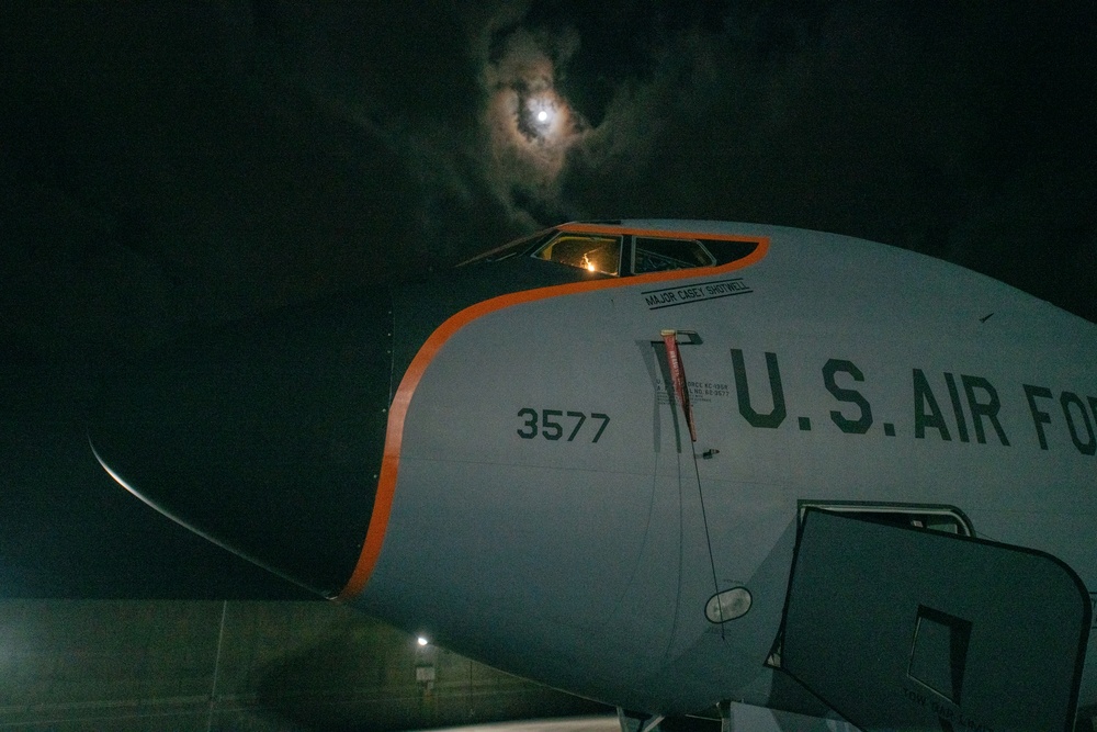 909th ARS refuels fighters in the PACIFIC WEASEL exercise