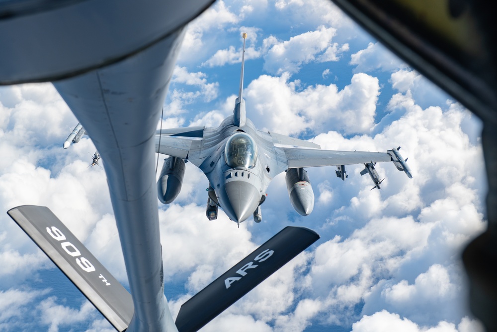 909th ARS refuels fighters in the PACIFIC WEASEL exercise