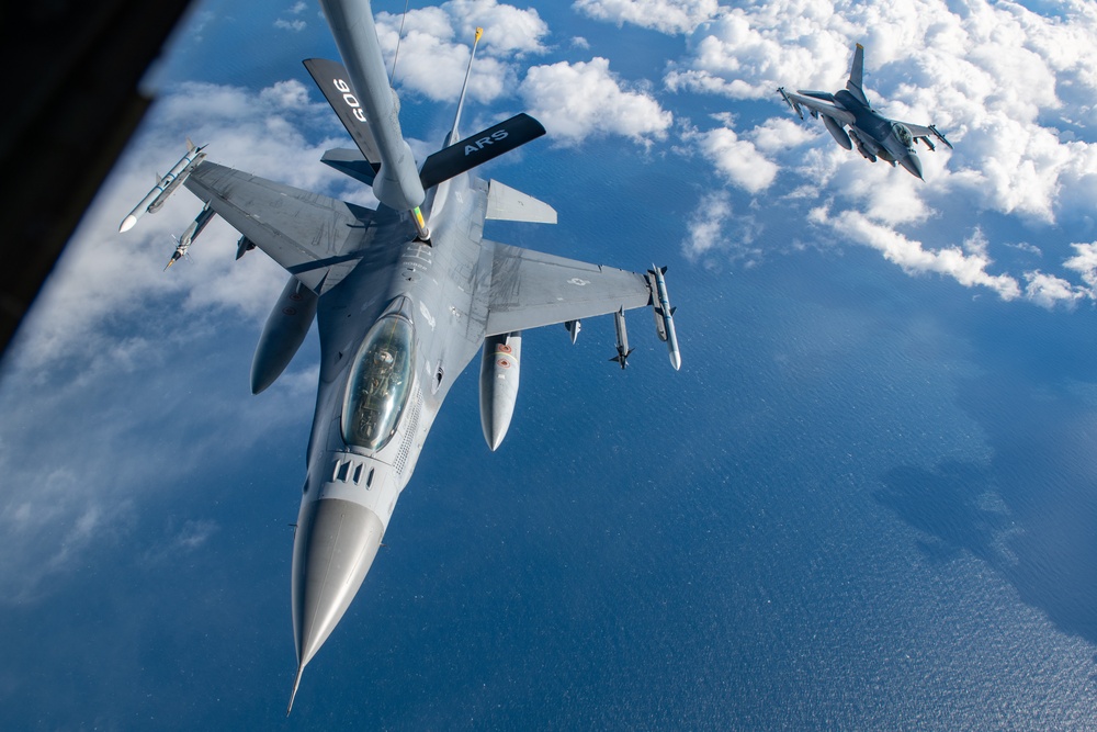 DVIDS - Images - 909th ARS refuels fighters in the PACIFIC WEASEL ...