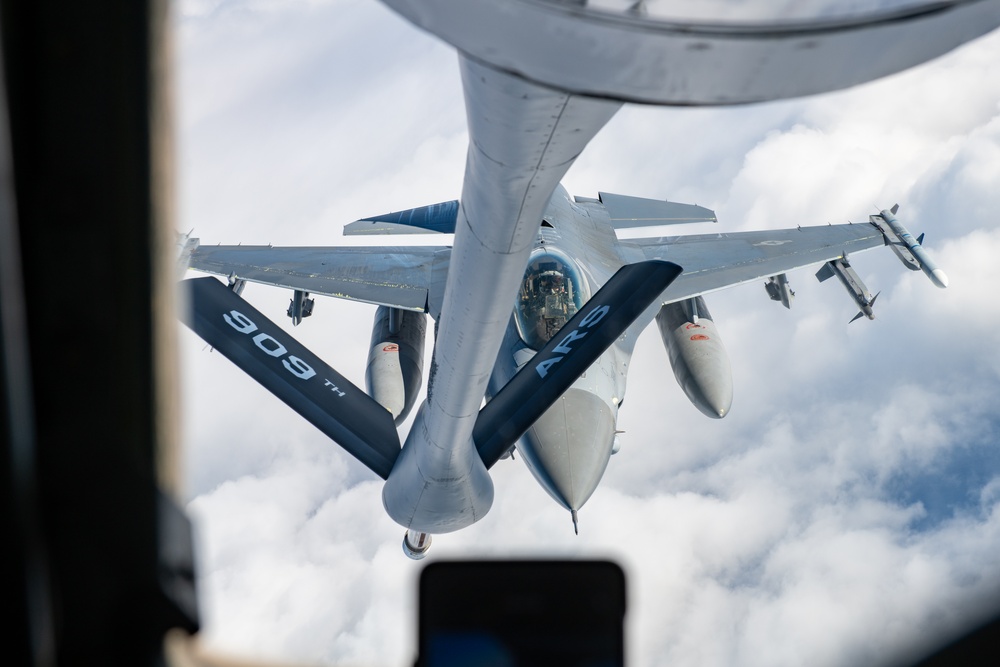 909th ARS refuels fighters in the PACIFIC WEASEL exercise