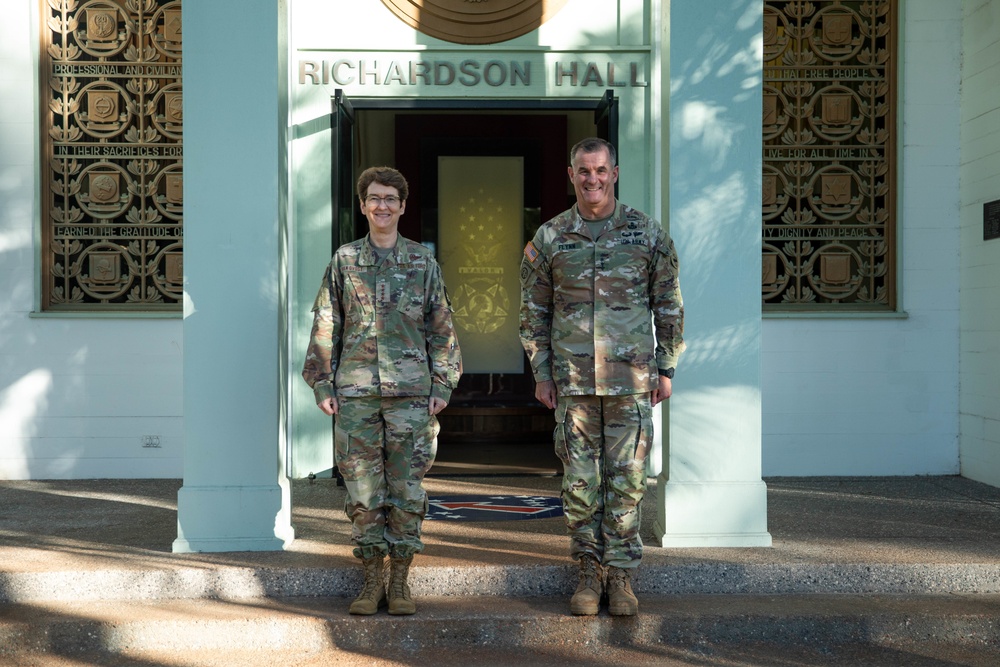 USAF Gen. Jacqueline D. Van Ovost visits USARPAC