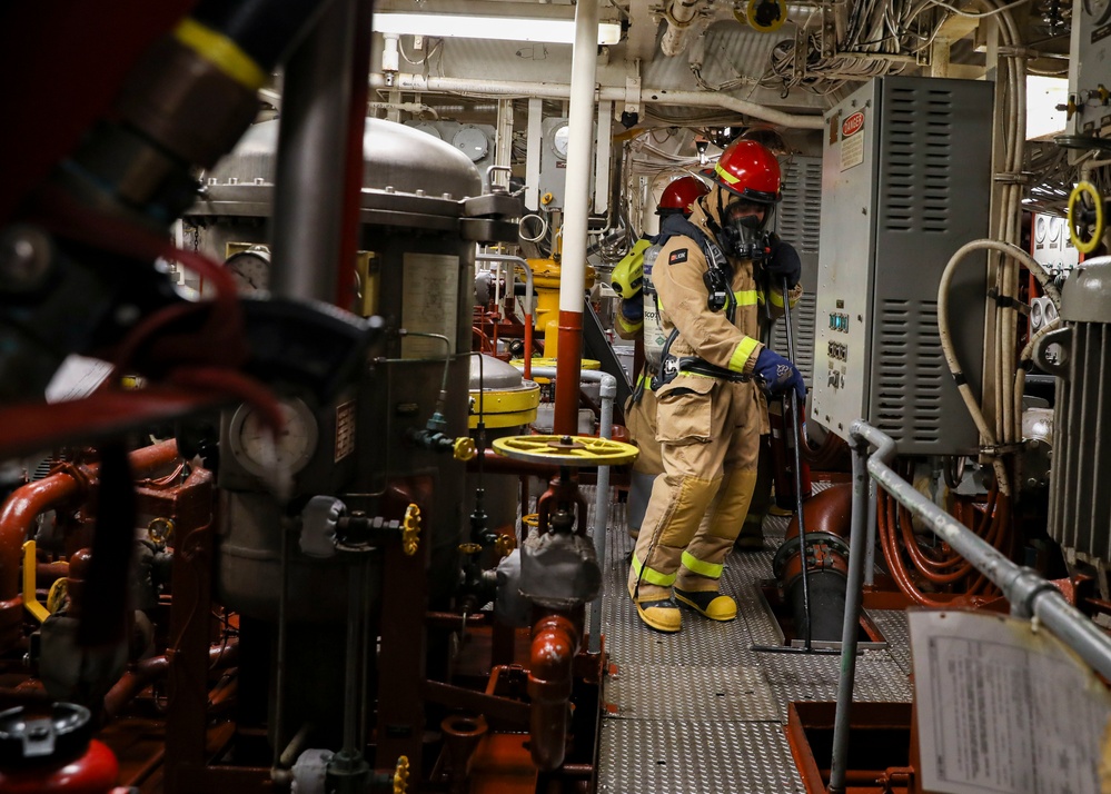 USS Porter (DDG 78) general quarters drill