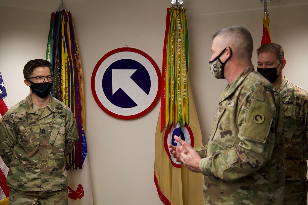 Sgt. 1st Class Willis PCS Award Ceremony