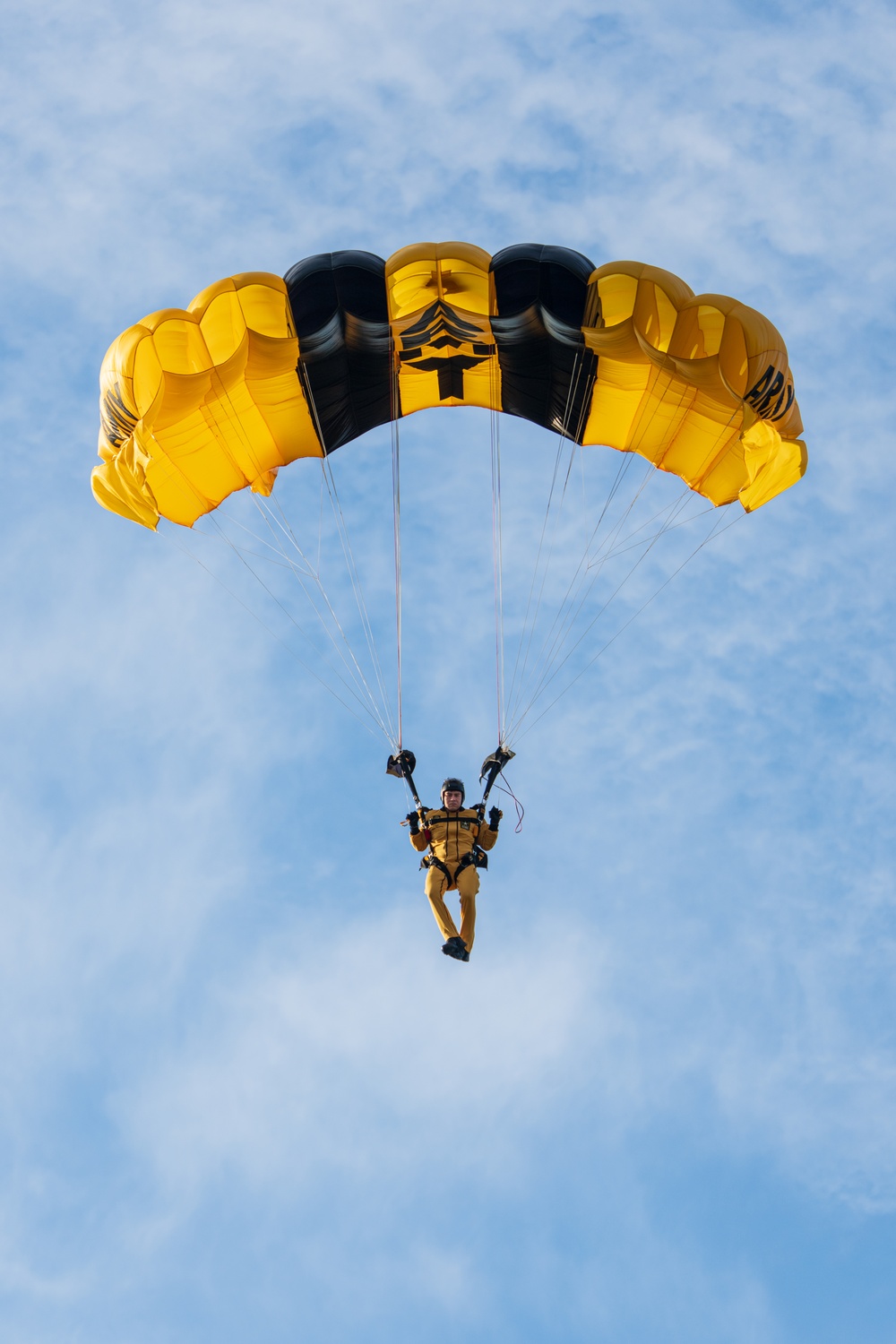 U.S. Army Parachute Team trains in south Florida