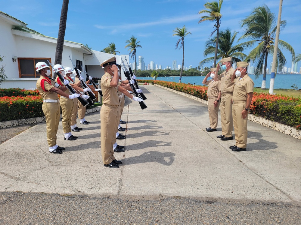 Commander, U.S. Naval Forces Southern Command/U.S. 4th Fleet Conducts Key Leader Engagements with Colombian Navy