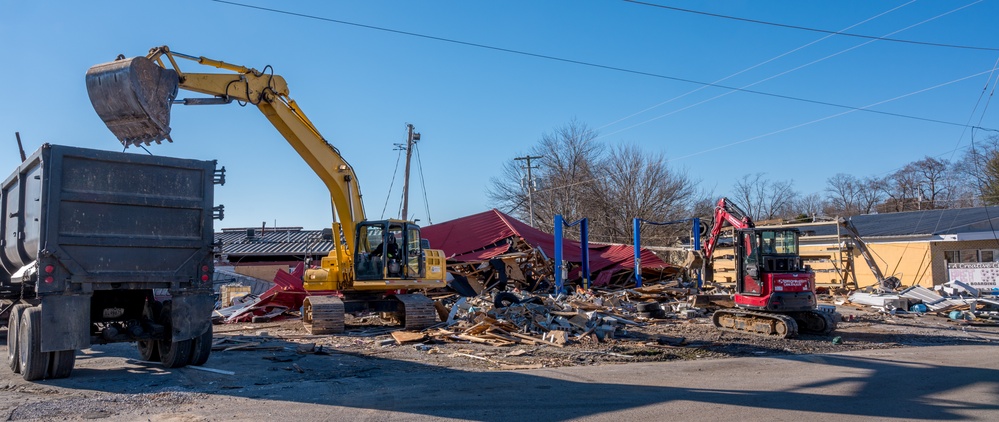 Tornado Cleanup Continues in Bowling Green, KY