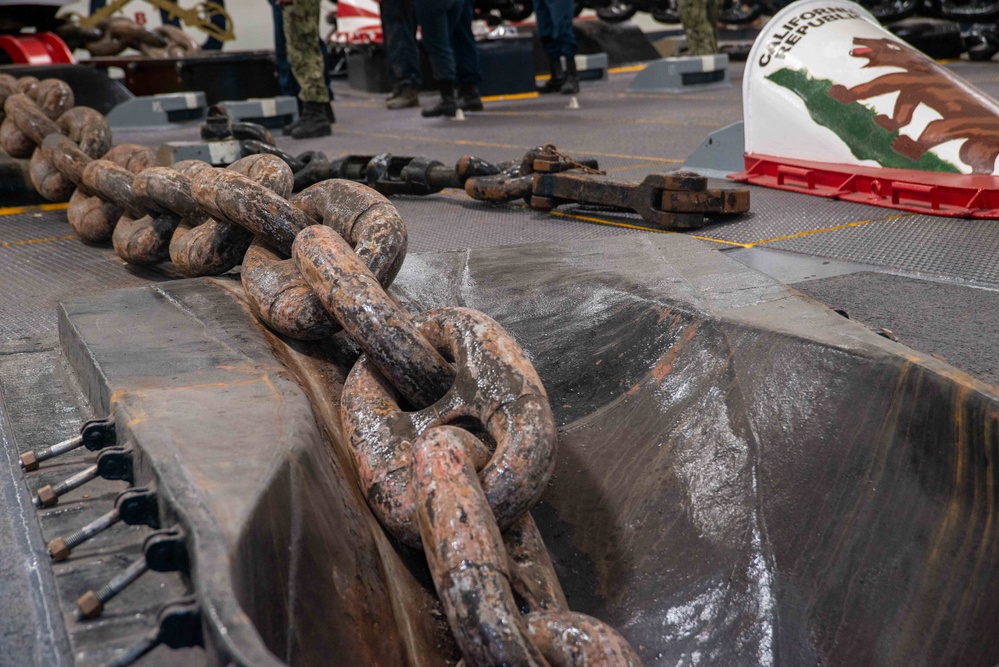 USS Ronald Reagan (CVN 76) Anchor Chain Release