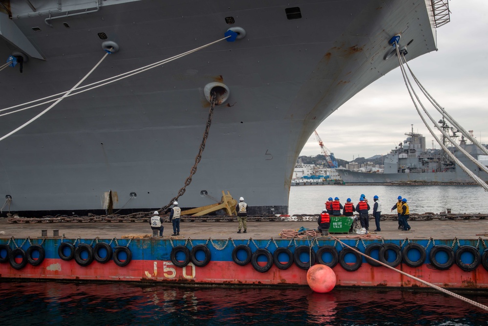 USS Ronald Reagan (CVN 76) Anchor Chain Release