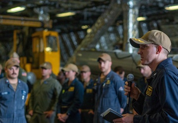 USS Jackson (LCS 6) Commanding Officer Addresses Crew