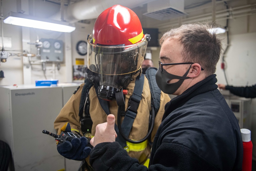 USS America (LHA 6) Conducts Damage Control Training