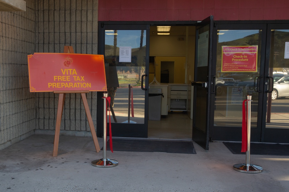 Pendleton tax center opens
