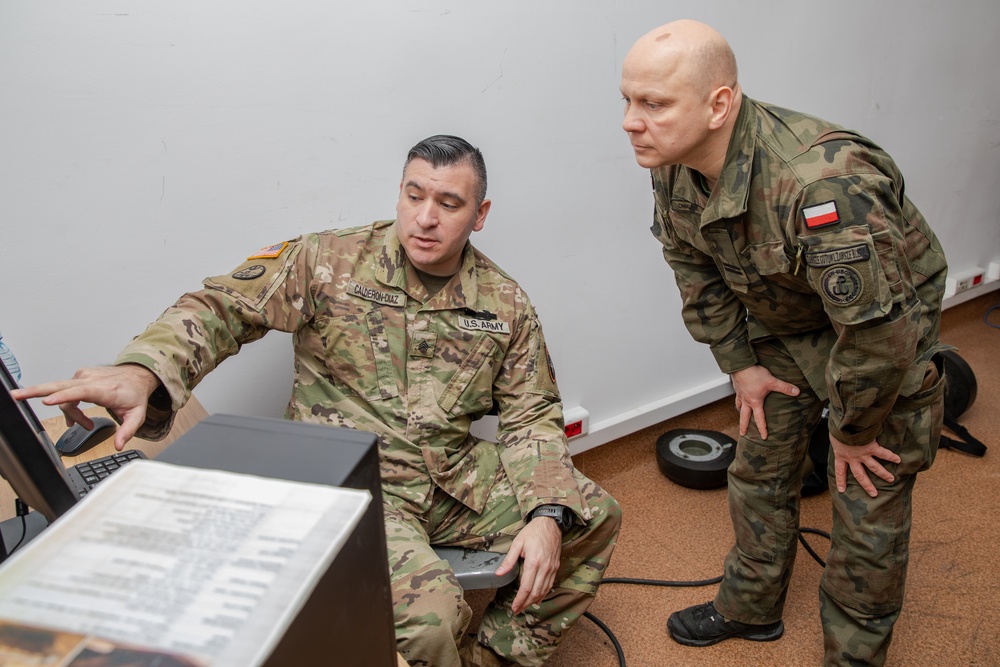 Javelin training for U.S. and Polish soldiers