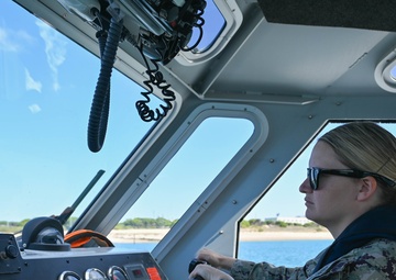NAVSTA Rota Harbor Patrol Perform Escort and High Speed Maneuver Training