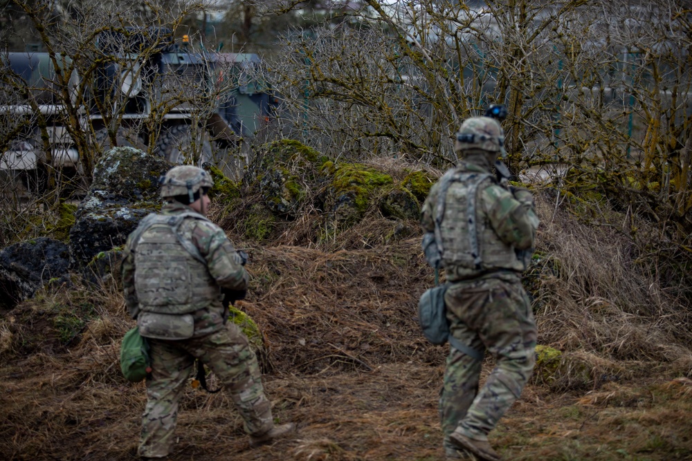 Air Cav Base Defence Training