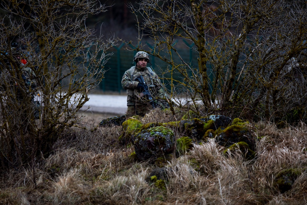 Air Cav Base Defence Training