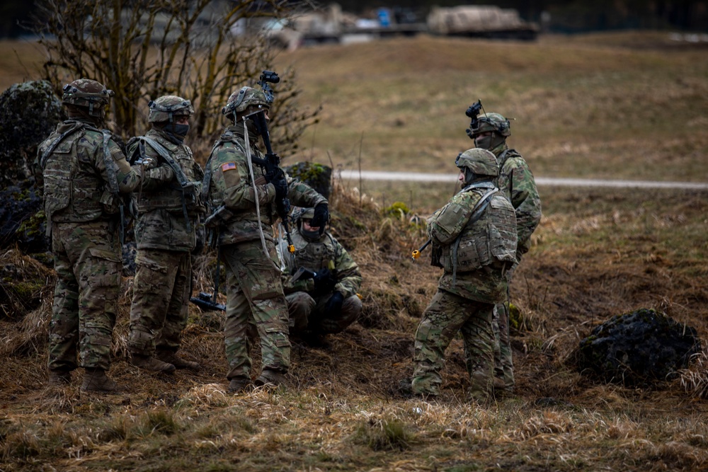 Air Cav Base Defence Training