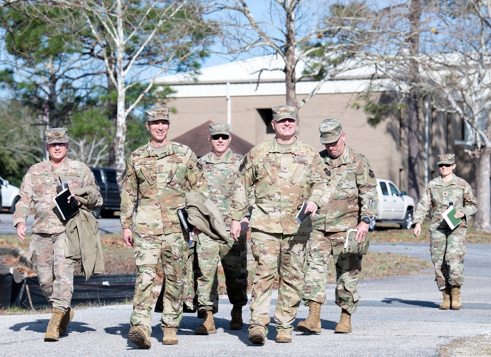 10th Air Force commander and command chief visit 919th SOW