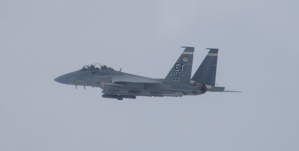 F-15EX AIM-120 Shot