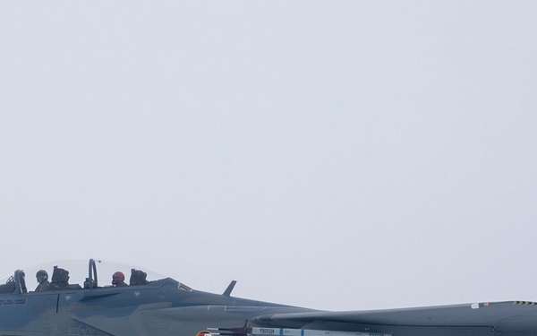 F-15EX AIM-120 Shot