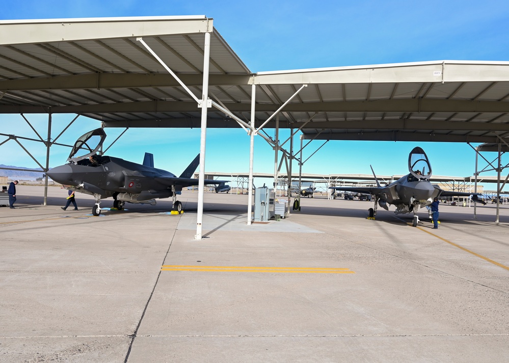 Gossner brothers take flight over Luke AFB