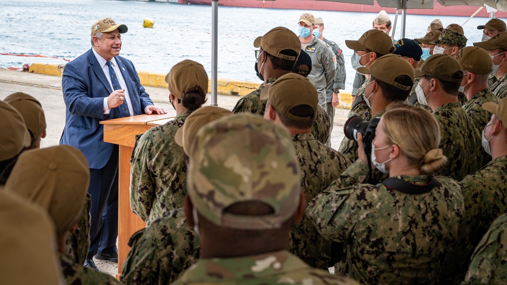 SECNAV visits USS Milwaukee