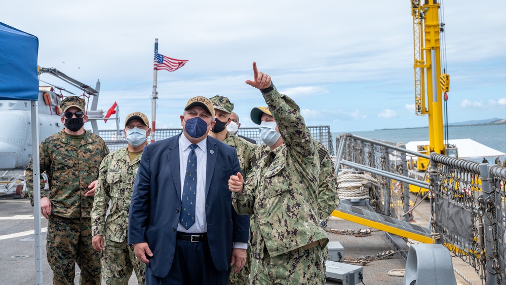 SECNAV visits USS Milwaukee