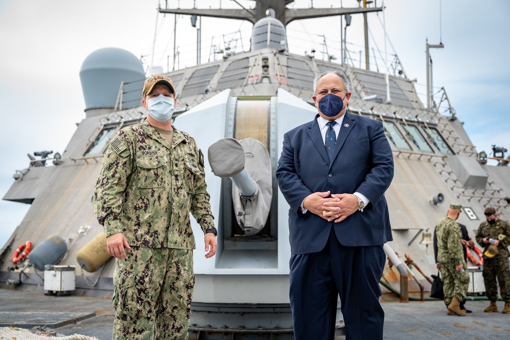 SECNAV visits USS Milwaukee