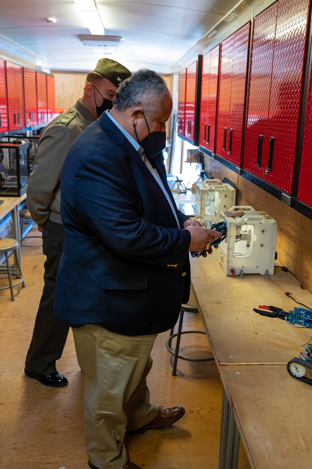 SECNAV speaks at Techbridge North Carolina