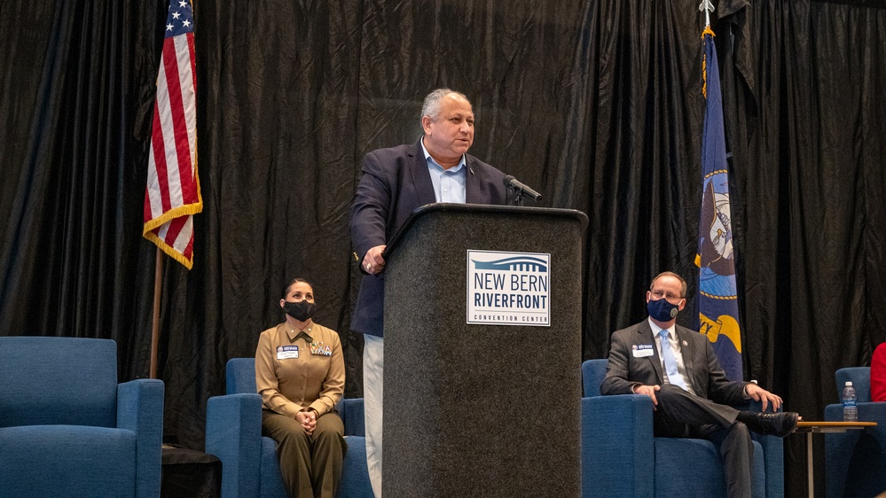 SECNAV speaks at Techbridge North Carolina