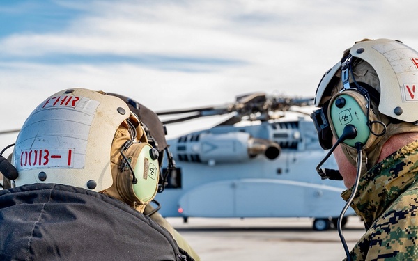 SECNAV visits Marine Corps Base Camp Lejeune