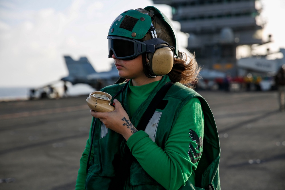 Abraham Lincoln conducts flight operations