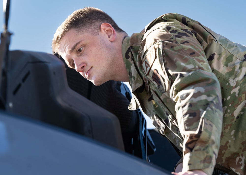 Young F-35A maintainers benefitting from Red Flag experience