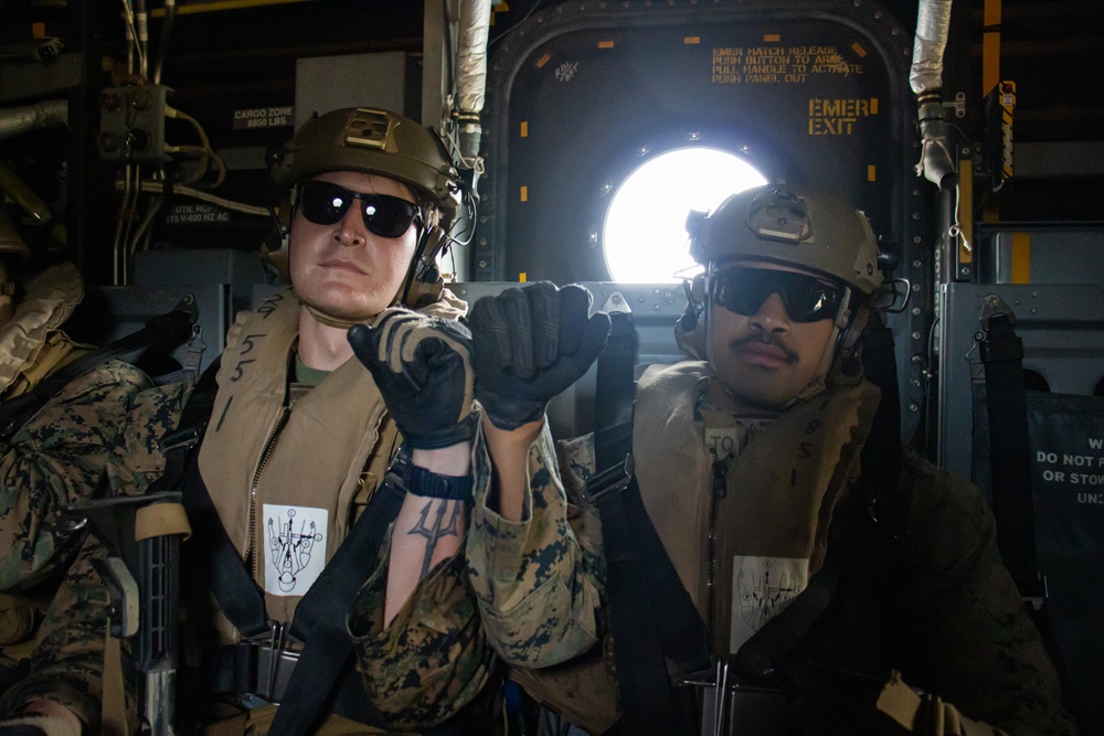 31st MEU: TRAP Flies Aboard America