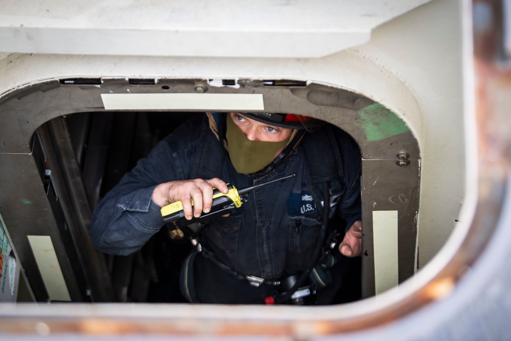 USS Dewey Toxic Gas Drill