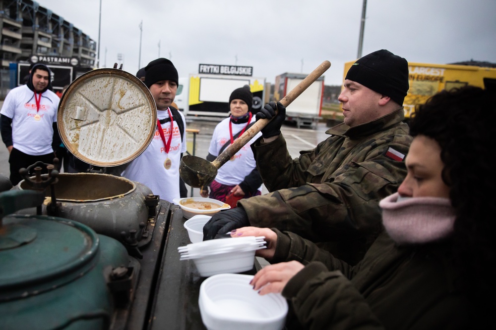 Soldiers run 5k for good cause