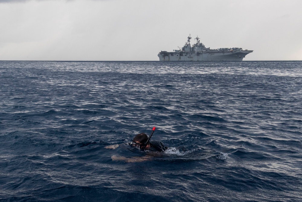 USS Essex Underway Operations USS Essex Underway Operations