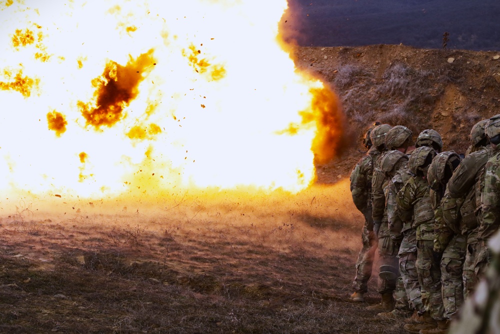 Breach and Clear! 1st Brigade Engineer Battalion Combat Engineers train urban breaching at NSTA