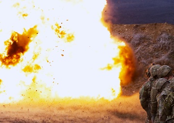 Breach and Clear! 1st Brigade Engineer Battalion Combat Engineers train urban breaching at NSTA