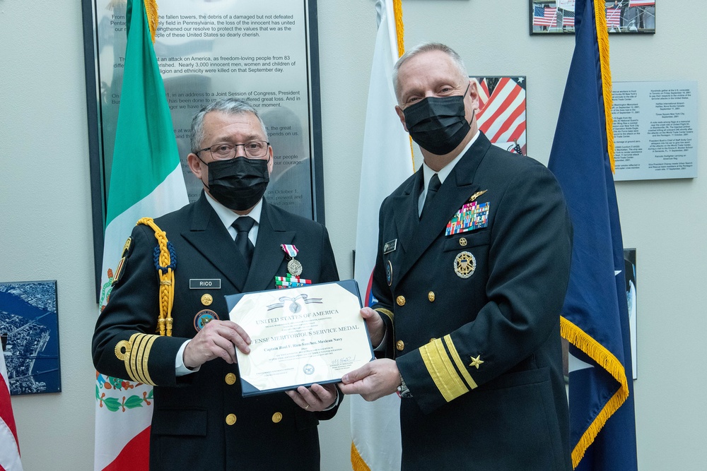 Mexico FLO to NORAD and USNORTHCOM Earns Decoration