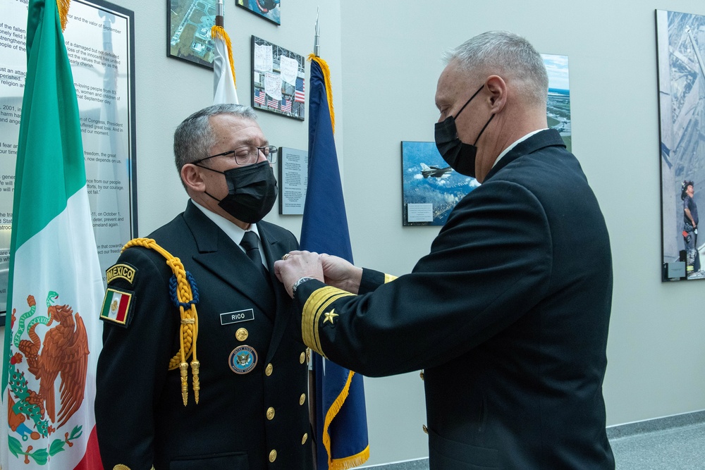 Mexico FLO to NORAD and USNORTHCOM Earns Decoration