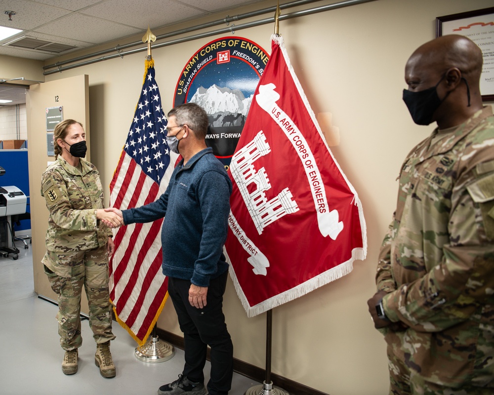 Transatlantic Division commanding general recognizes District professionals