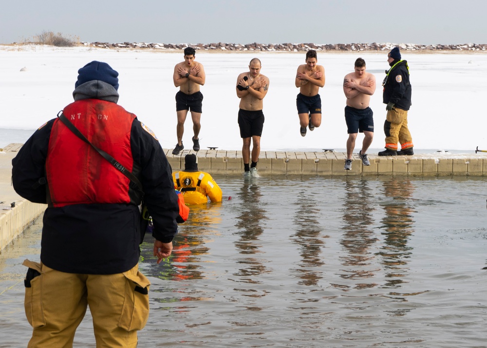 Great Lakes Hosts Annual Polar Bear Plunge