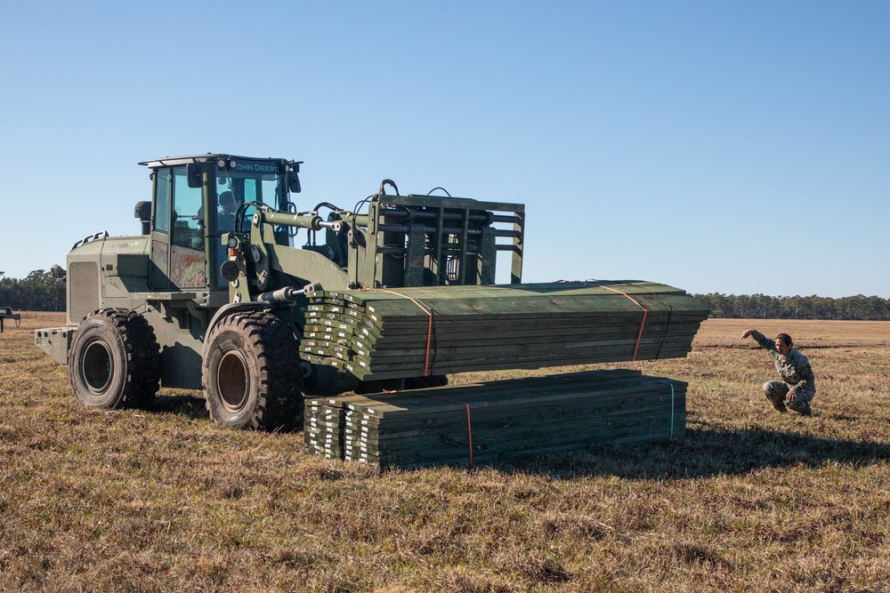 U.S. Navy Seabees and Marine Engineers Commence Winter Pioneer 2022